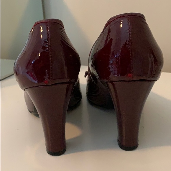 Marc by Marc Jacobs Burgundy Heels - Picture 2 of 3